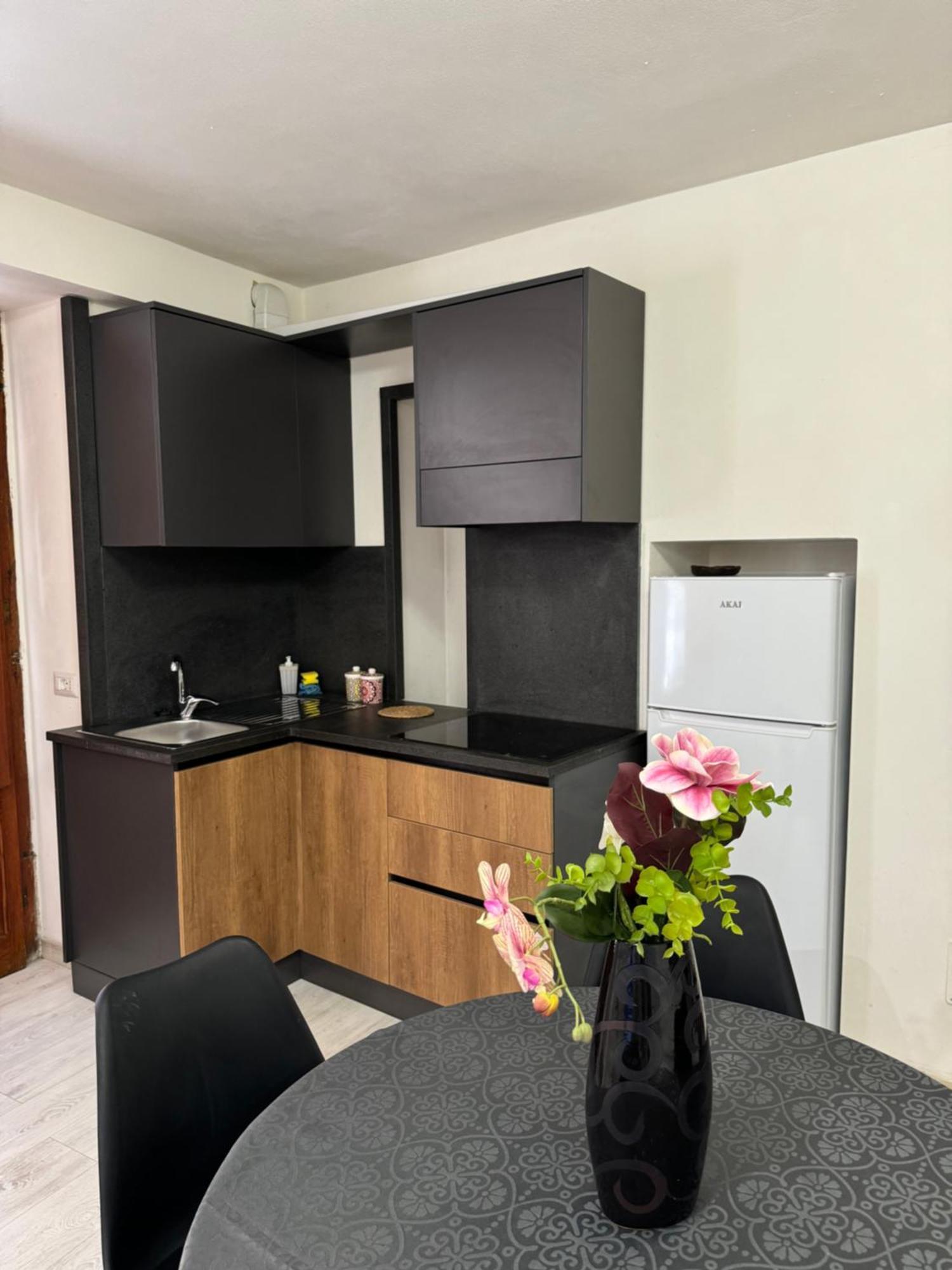 Olinad Rooms Castelbuono  Bagian luar foto